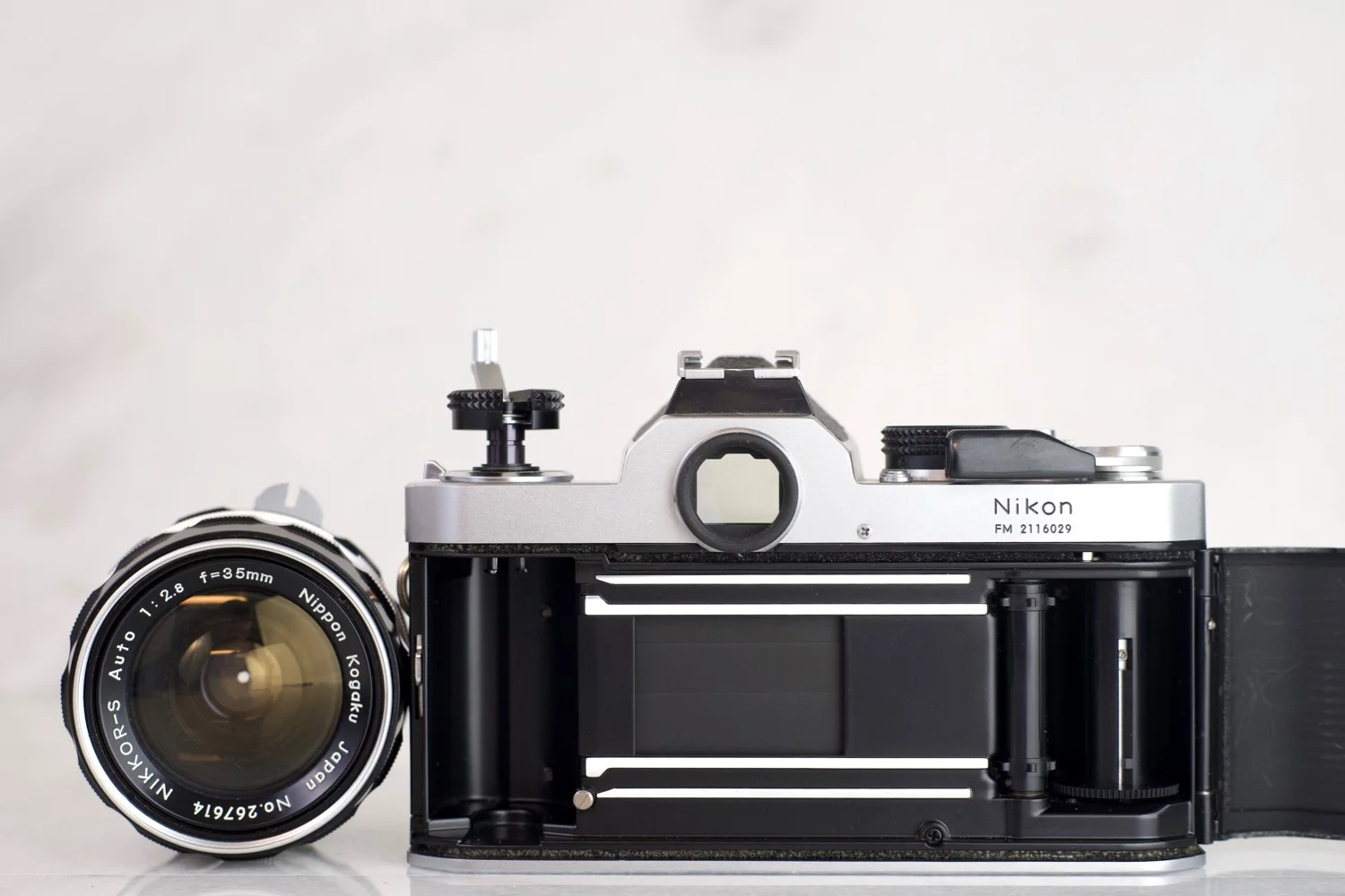 Nikon FM 35mm Film SLR Camera with Nikkor-S Auto 35mm F/2.8 Fast